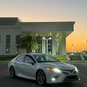 Toyota Camry 2020