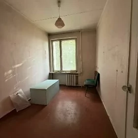 11 МКР 3 КОМ, 2 ЭТАЖ