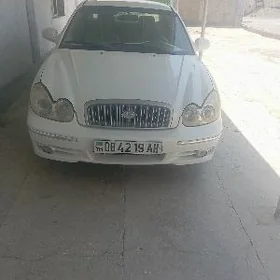Hyundai Sonata 2002