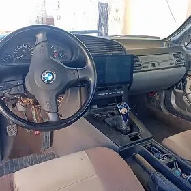 BMW 325 1991