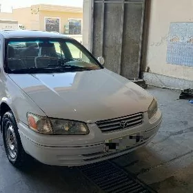 Toyota Camry 1999