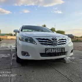 Toyota Camry 2011