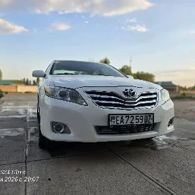 Toyota Camry 2011