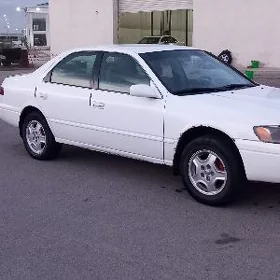 Toyota Camry 1999