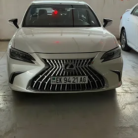 Lexus ES 350 2019