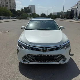 Toyota Camry 2017