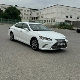 Lexus ES 300h 2021
