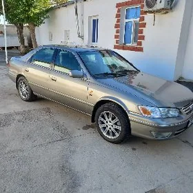 Toyota Camry 1999