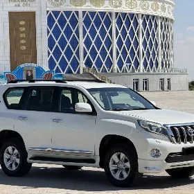 Toyota Land Cruiser Prado 2015