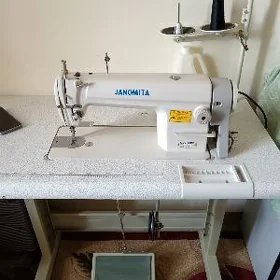 Janomita tikin maşyn