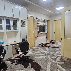 Ататурк элитка 3 комнт 2 этаж