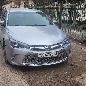 Toyota Camry 2015