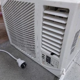 Оконный кондиционер Midea