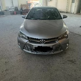 Toyota Camry 2016