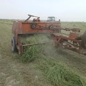MTZ 82 2002