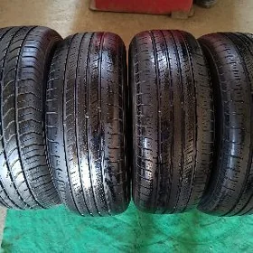 215,65,15 Westlake