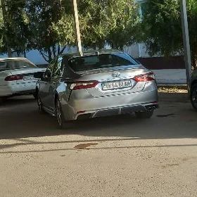Toyota Camry 2022