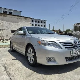 Toyota Camry 2010