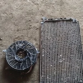 Hilux Kansaner radiator lopus