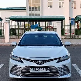 Toyota Camry 2022