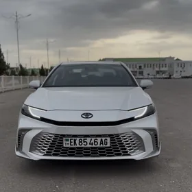Toyota Camry 2024