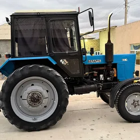 MTZ 82 2015
