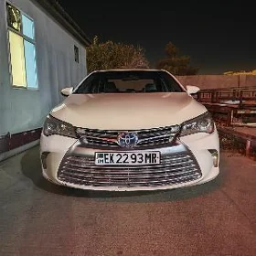 Toyota Camry 2016