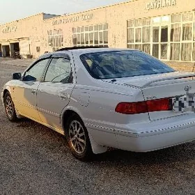Toyota Camry 2001
