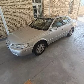 Toyota Camry 1999