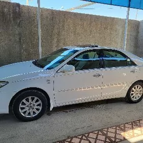 Toyota Camry 2005