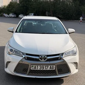 Toyota Camry 2016