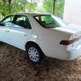 Toyota Camry 1998
