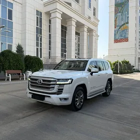 Toyota Land Cruiser 2023