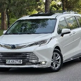 Toyota Sienna 2021