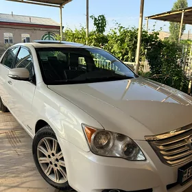 Toyota Avalon 2010