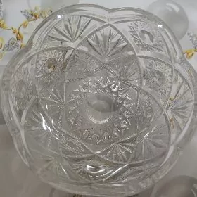 Хрустальная ваза