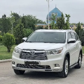 Toyota Highlander 2015