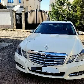 Mercedes-Benz E350 2010