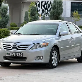 Toyota Camry 2010