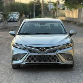 Toyota Camry 2022