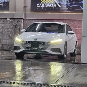 Hyundai Elantra 2021