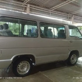 Toyota Hiace 1989