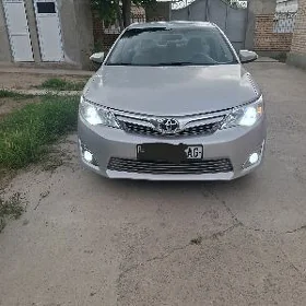 Toyota Camry 2012