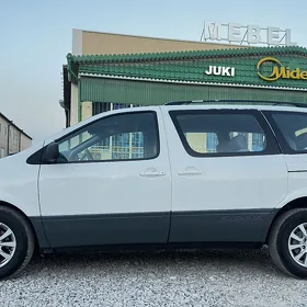 Toyota Sienna 2002