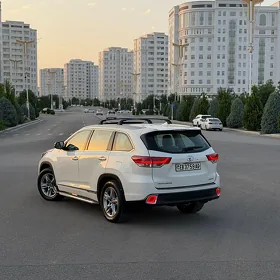Toyota Highlander 2018