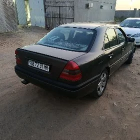 Mercedes-Benz C-Class 1994