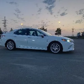 Toyota Camry 2020