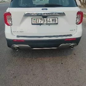Ford Explorer 2023