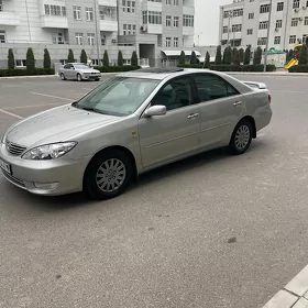 Toyota Camry 2003