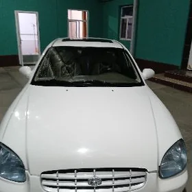 Hyundai Sonata 2000